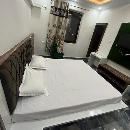 Hotel Jai Mata Chintpurni Family Hotel Bharwain Eksteriør bilde