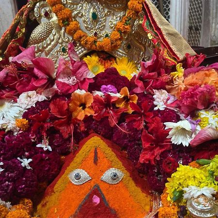 Hotel Jai Mata Chintpurni Family Hotel Bharwain Eksteriør bilde